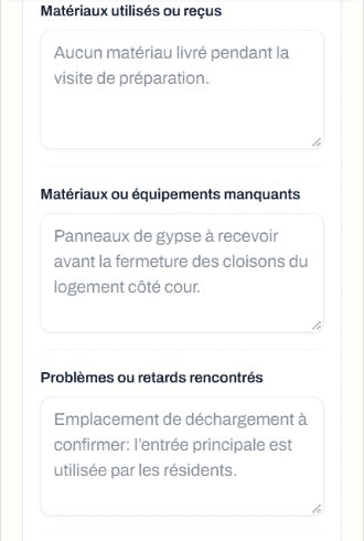 Rapport journalier sur cellulaire dans ConstruMD, avec les panneaux de gypse manquants et l’emplacement de déchargement à confirmer.
